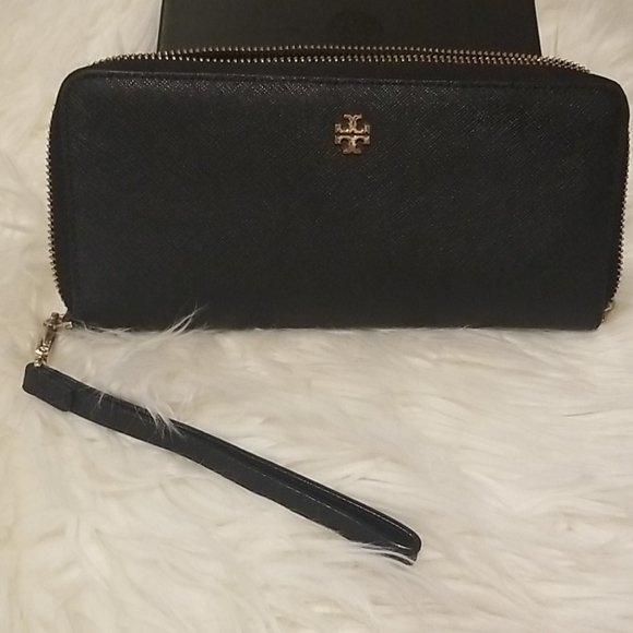 Wallet Tory Burch very good condition π - Picture 2 of 6